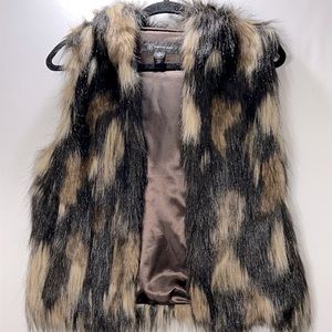 INC International Concept Faux Fur Sleeveless Hoodie Fully Lined Vest Size S